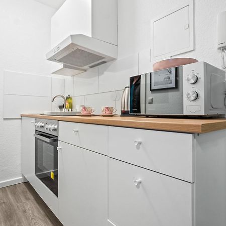 Wohnung In Zentraler Lage - Kostenlose Parkplaetze Kassel Dış mekan fotoğraf